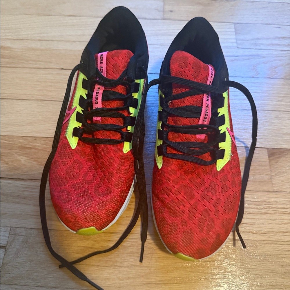 Women Nike Pegasus 38